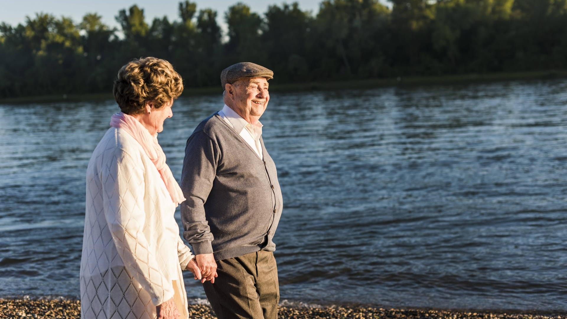 Späte Liebe: Wer am Ende seines Lebens noch einmal eine Beziehung wagt, wird die Chance haben, an neuen Herausforderungen zu wachsen.