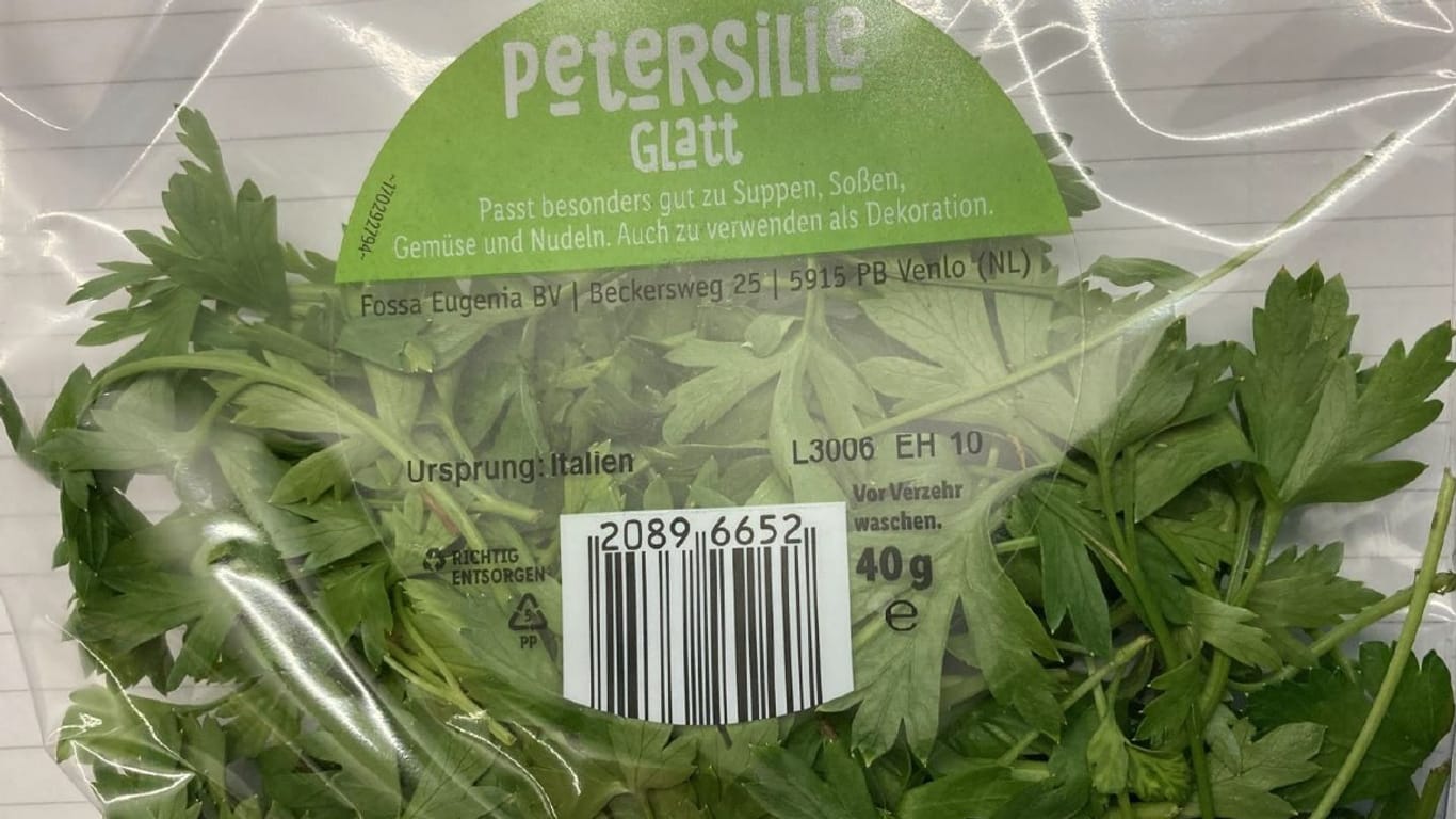 "Petersilie Glatt, 40g": Der niederländische Lieferant Fossa Eugenia BV informiert über einen Warenrückruf des Produktes.
