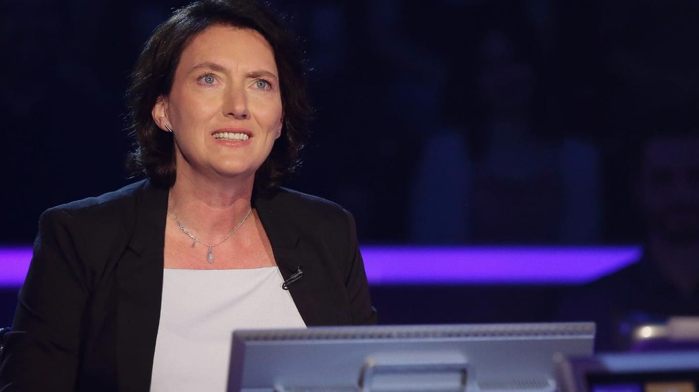 "Wer wird Millionär?": Bei der 125.000-Euro-Frage verlässt Silke Wittkamp der Mut.