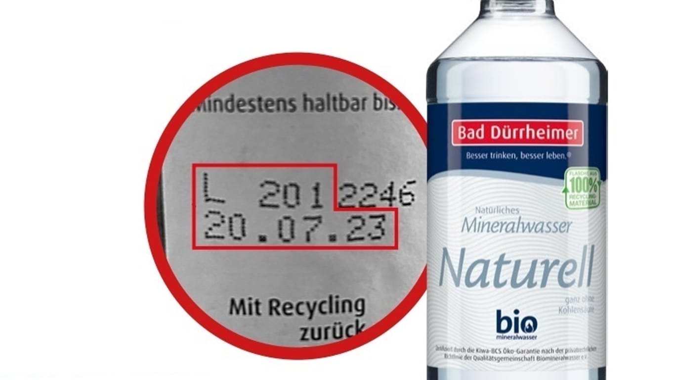 Bad Dürrheimer Mineralwasser: Wegen einem untypischen Fremdgeruch, wird vom Verzehr abgeraten.