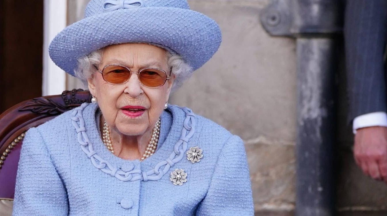 Queen Elizabeth II.: Die Royal betrauert den Tod ihrer Freundin.