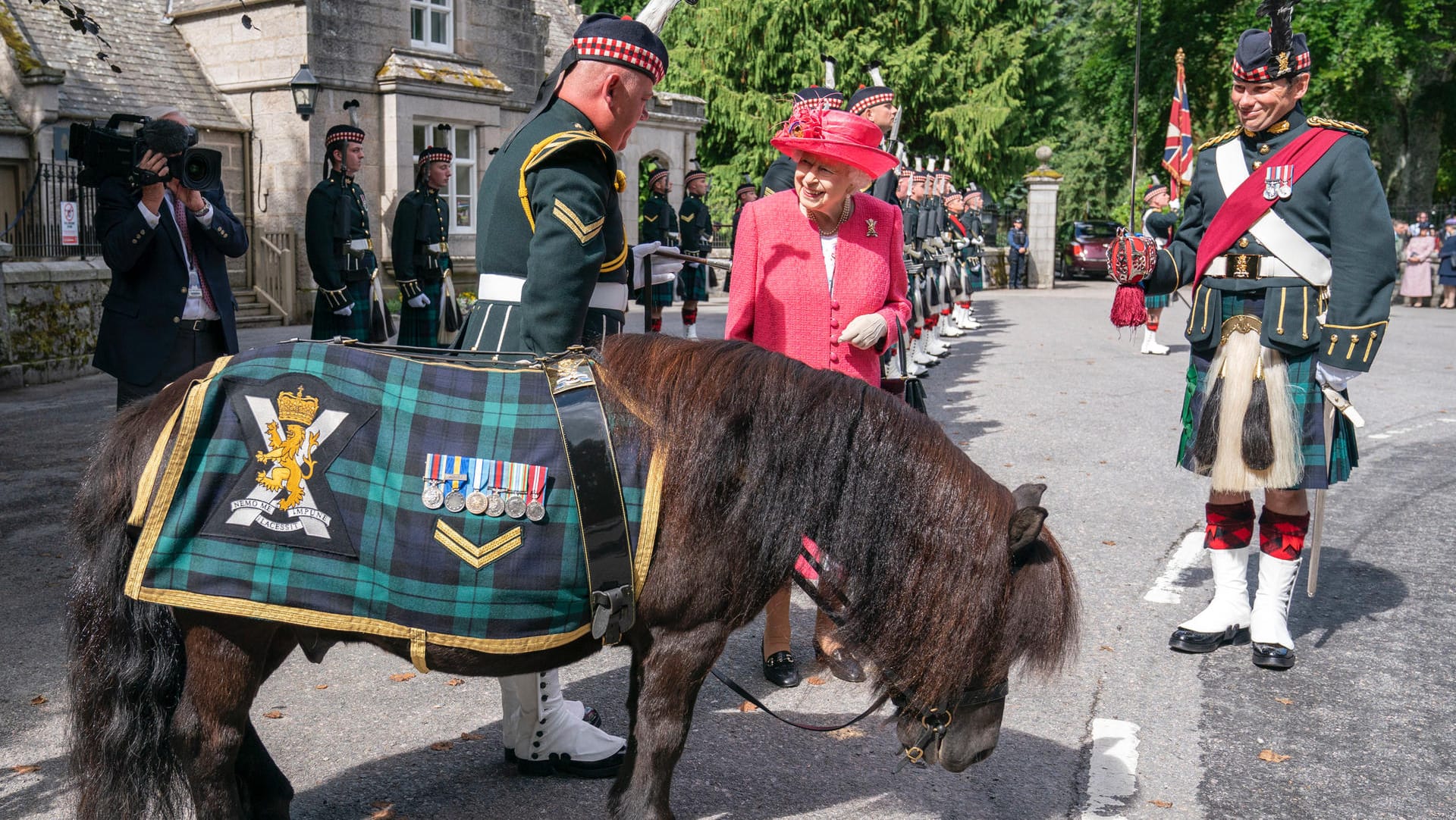 Die Inspektion der Queen im August 2021