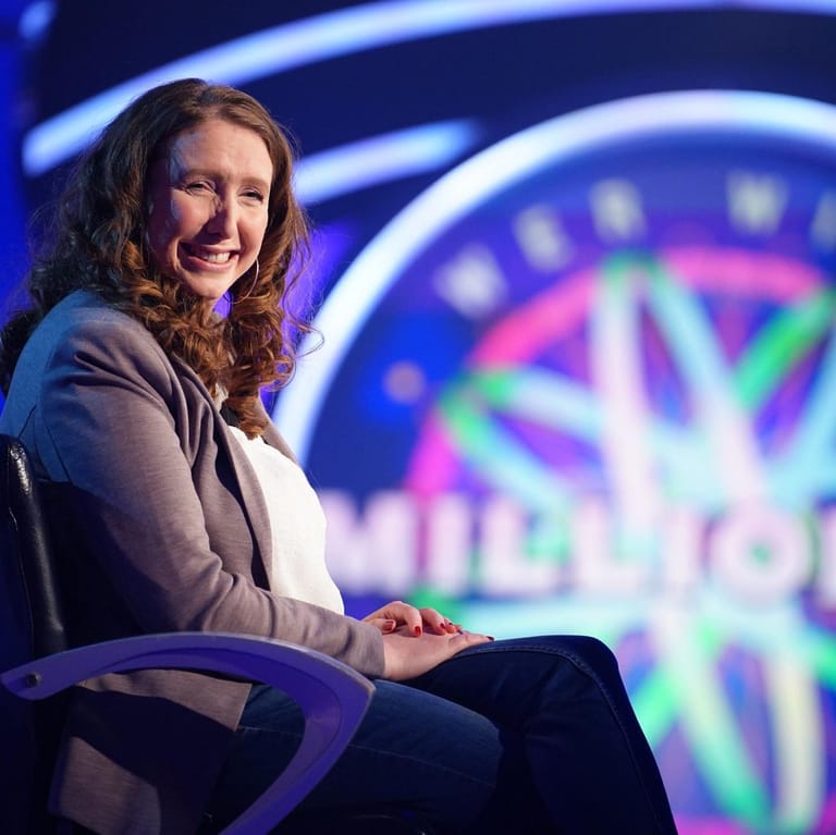 Julia Mazzotta: Die Kandidatin durfte bei "Wer wird Millionär" auf dem Ratestuhl Platz nehmen.