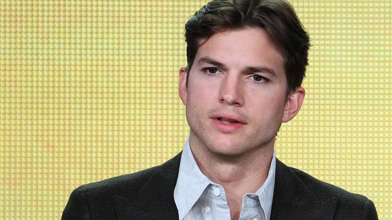 Ashton Kutcher: Der Schauspieler spricht über seine Krankheitsgeschichte.