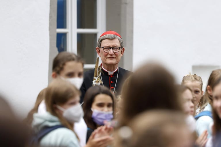 Rainer Maria Woelki beim Besuch des Altenberger Doms: Der Kardinal gilt vielen mittlerweile als untragbar.