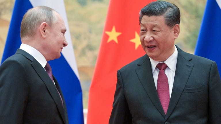 Chinas Präsident Xi beobachtet die Entwicklung des russischen Kriegs in der Ukraine genau.