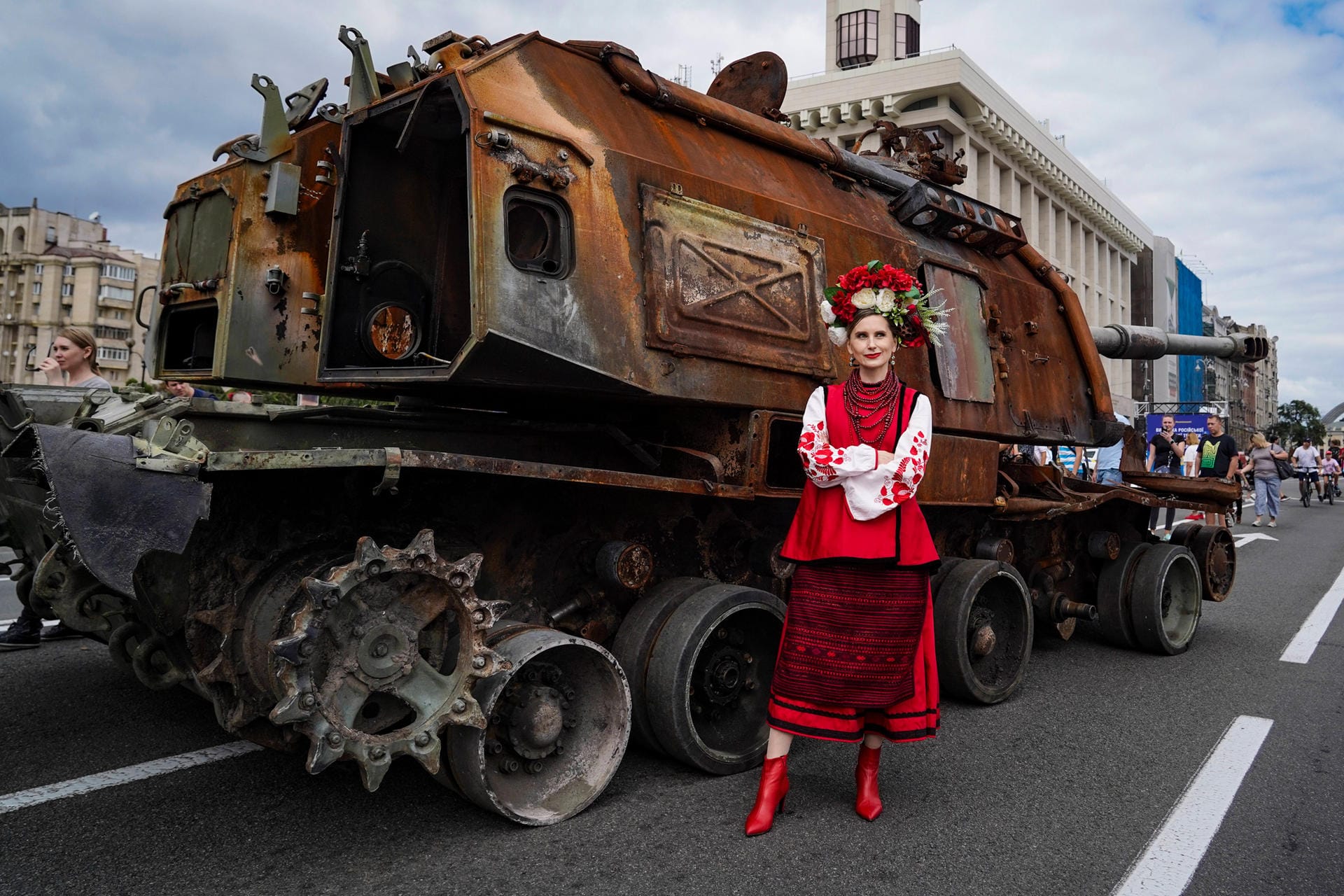 Exhibition Of Destroyed Russian Military Equipment On The Eve Of Independence Day In The Center Of Kyiv Russian militar