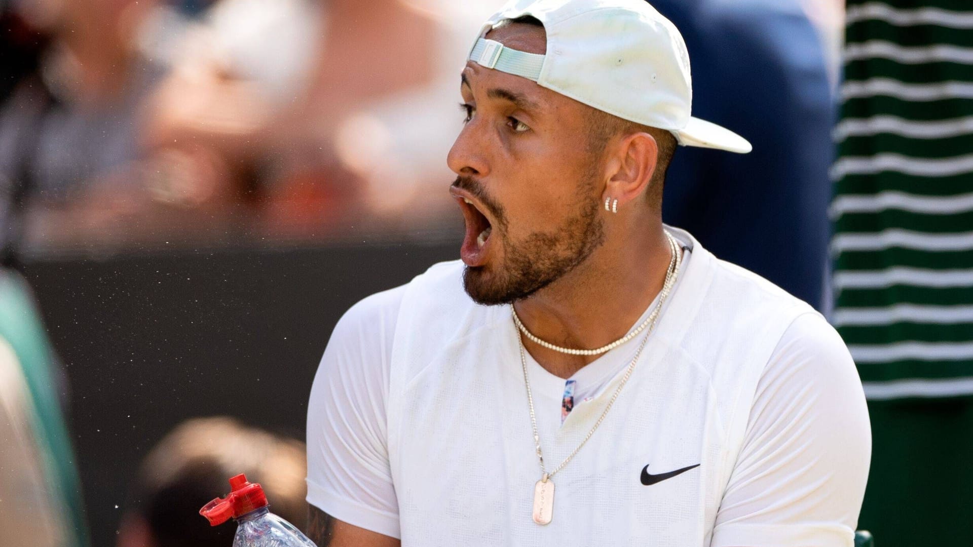 Nick Kyrgios: Er verlor das Wimbledon-Finale und beschimpfte eine Zuschauerin während des Spiels.