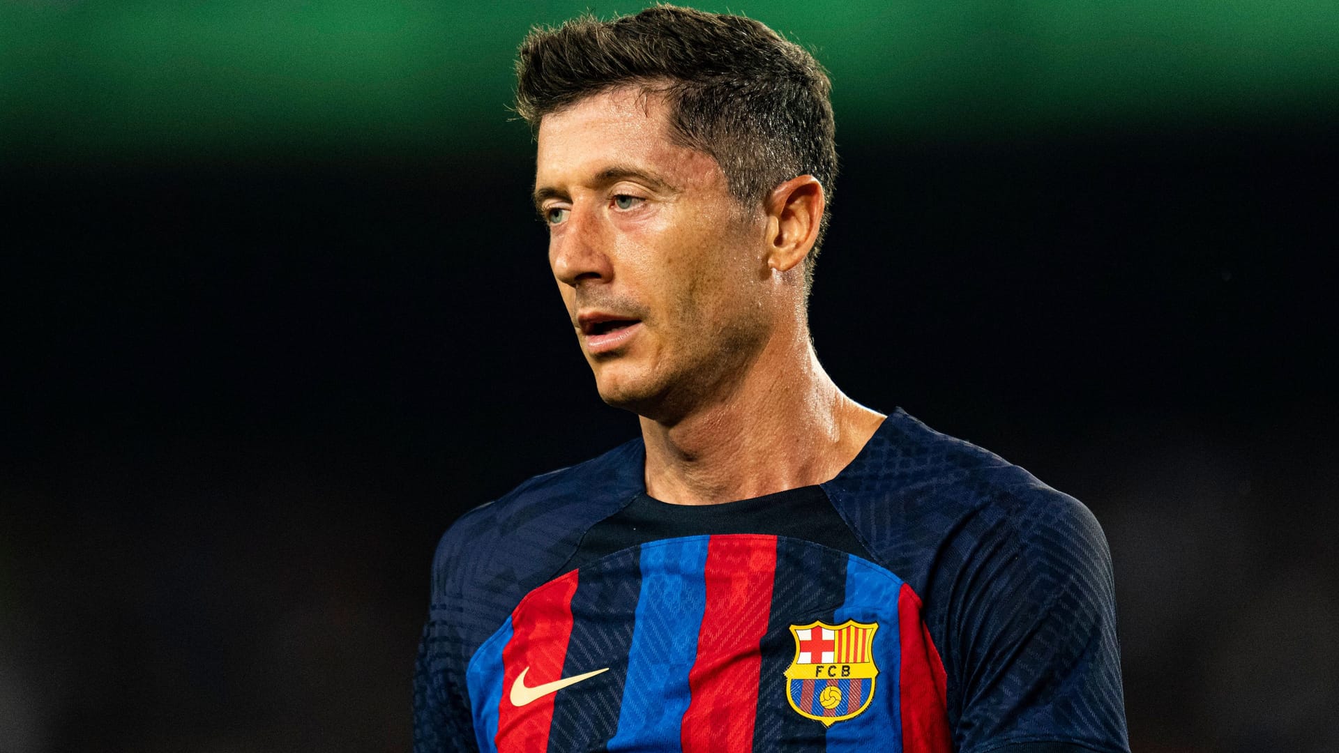 Robert Lewandowski im Spiel gegen Rayo Vallecano: Unglückliches Debüt für Barcelona.