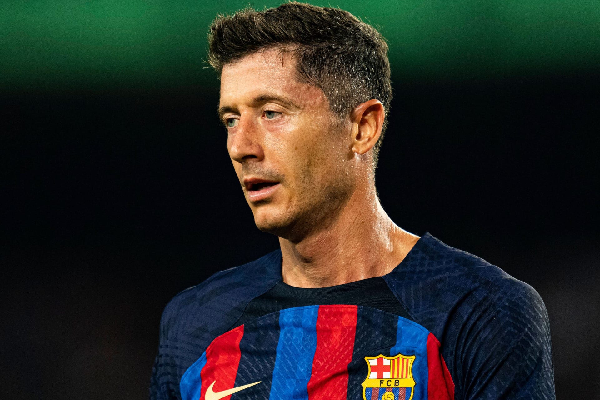 Robert Lewandowski im Spiel gegen Rayo Vallecano: Unglückliches Debüt für Barcelona.