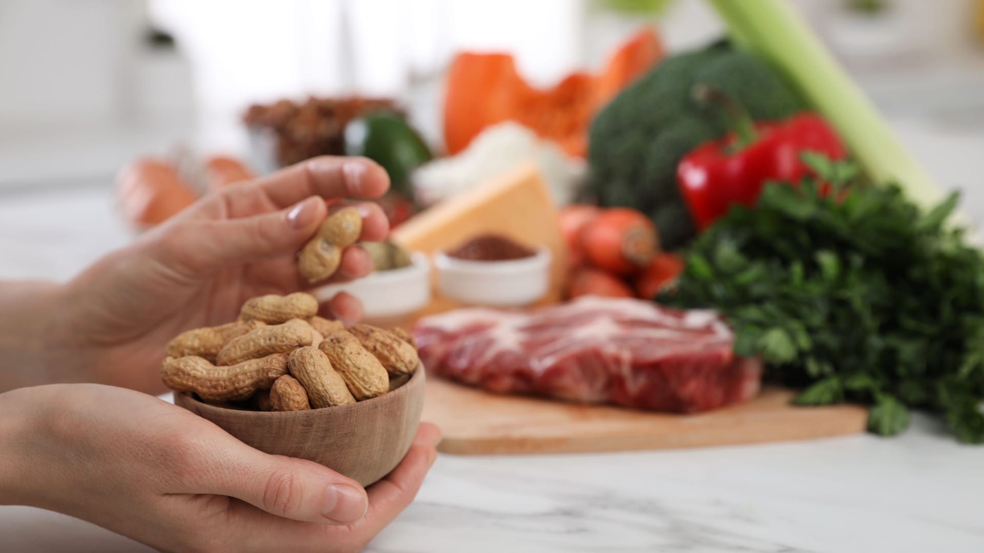 Gesunde Gewichtszunahme gelingt mit eiweißreicher Ernährung.