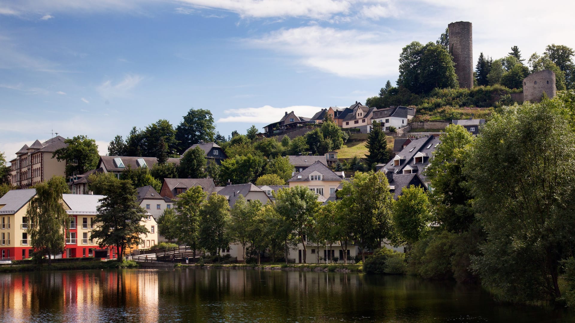 Bad Lobenstein (Archivbild): Gegen den Bürgermeister der Stadt mehren sich nach dem Vorfall die Rücktritts-Forderungen.