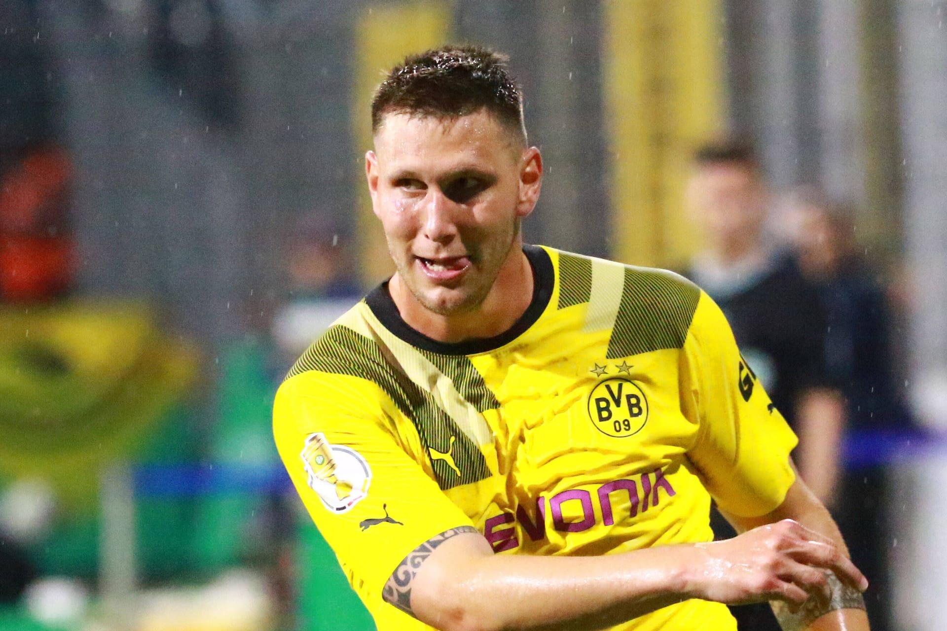 Niklas Süle: Der BVB muss zum Bundesliga-Saisonstart auf den kantigen Innenverteidiger verzichten.