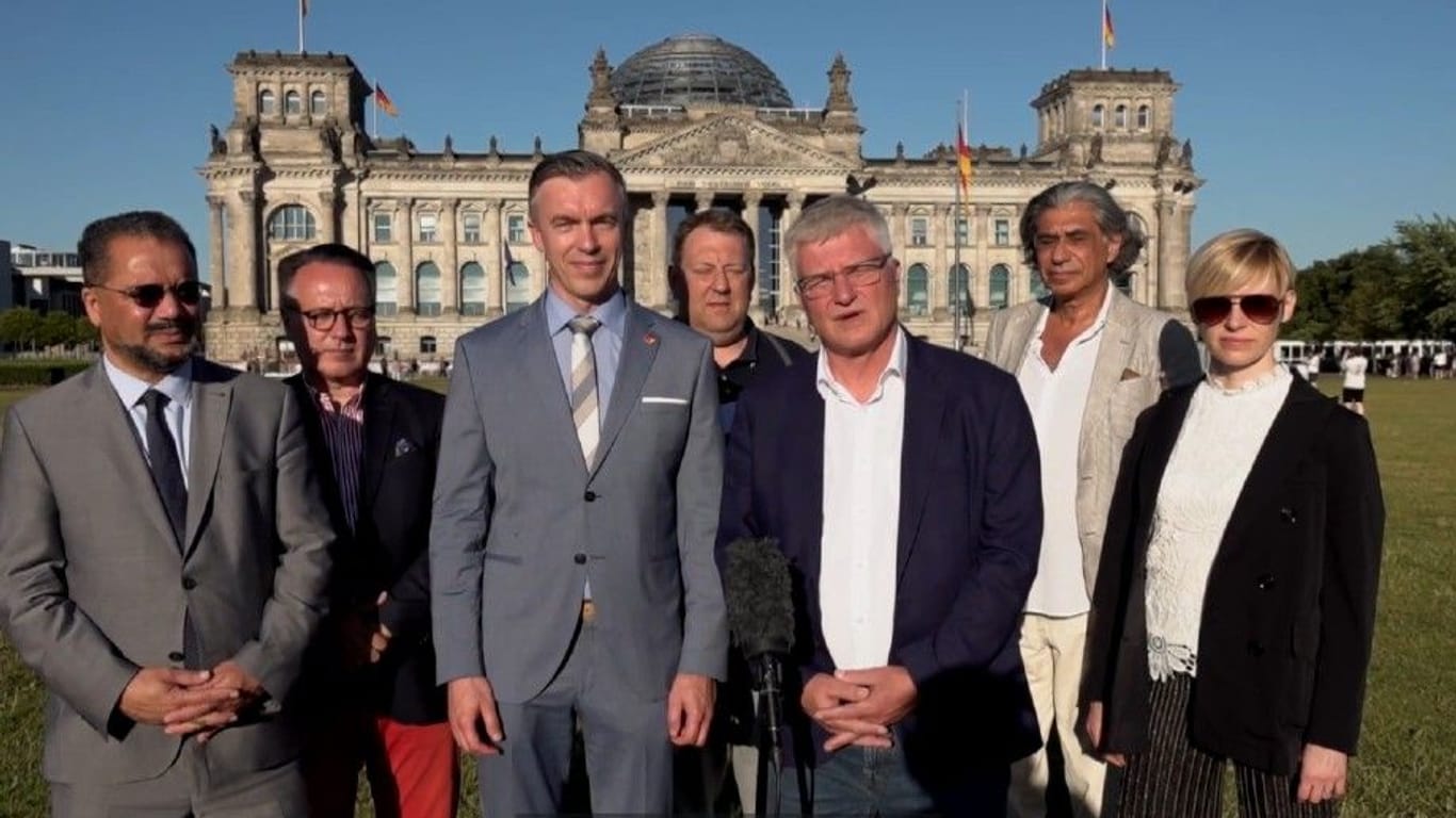 AfD-Verein: Gunnar Lindemann, Ulrich Öhme, Eugen Schmidt und weitere Funktionsträger, die sich in der VDAR engagieren.