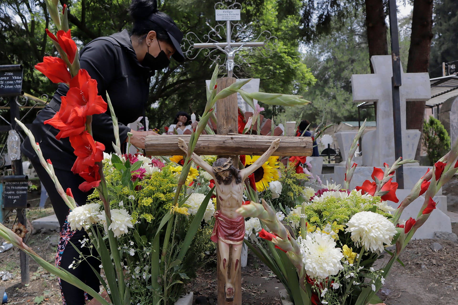 Ein Grab an einem Friedhof in Mexiko (Symbolbild): In Salinas soll ein Kind zweimal gestorben sein.