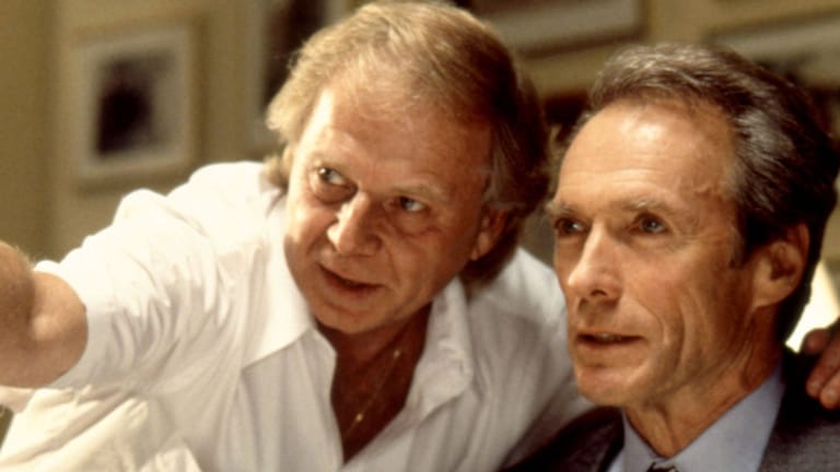 Wolfgang Petersen mit Clint Eastwood: Hier gemeinsam am Set im Jahr 1993.