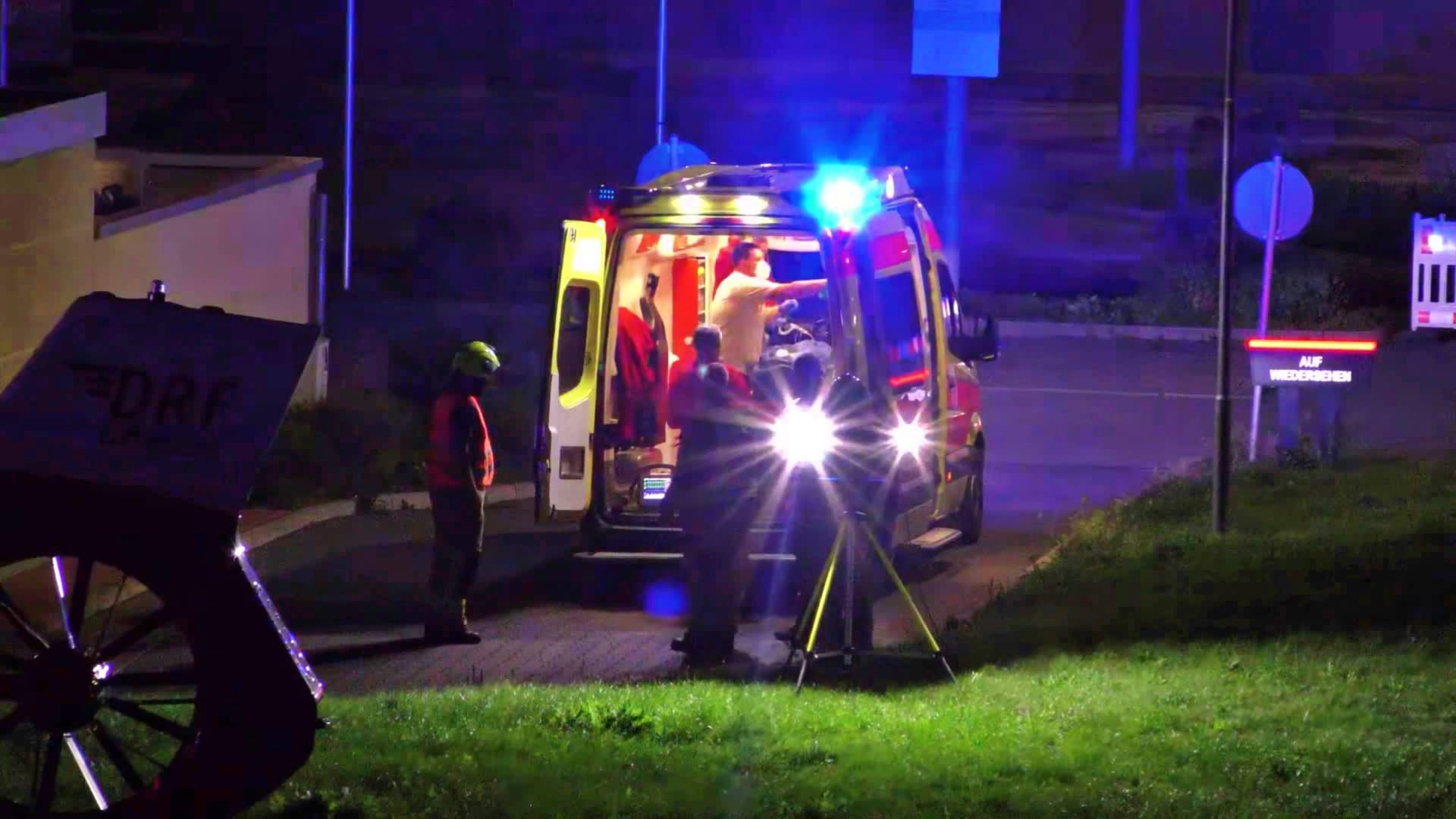 Rettungseinsatz in Oberkrämer (Archivfoto): Mehrere Personen wurden verletzt ins Krankenhaus gebracht.