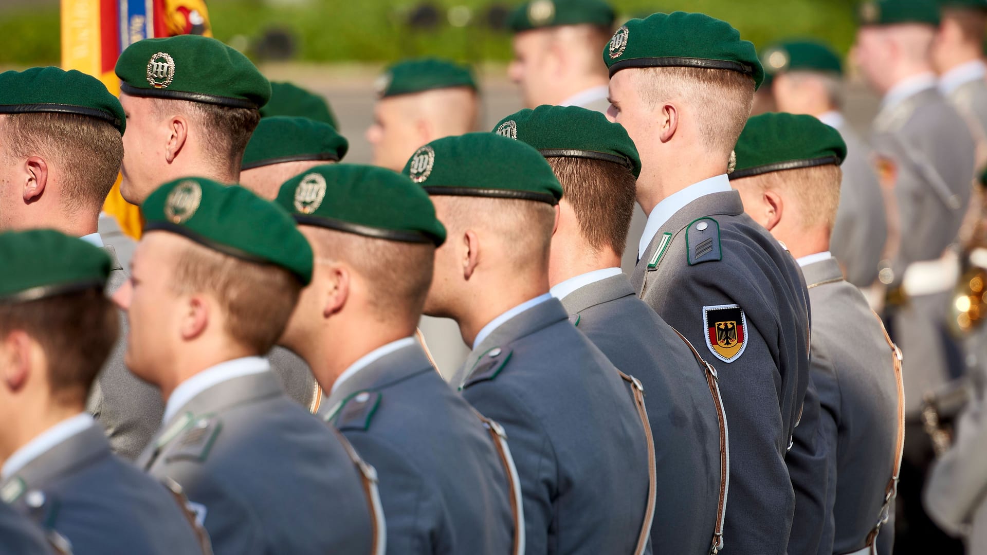 Soldaten der Bundeswehr beim Jahrestag des Deutschen Widerstands in Berlin (Archiv): In der Bundesrepublik ist Kriegsdienstverweigerung ein Grundrecht.