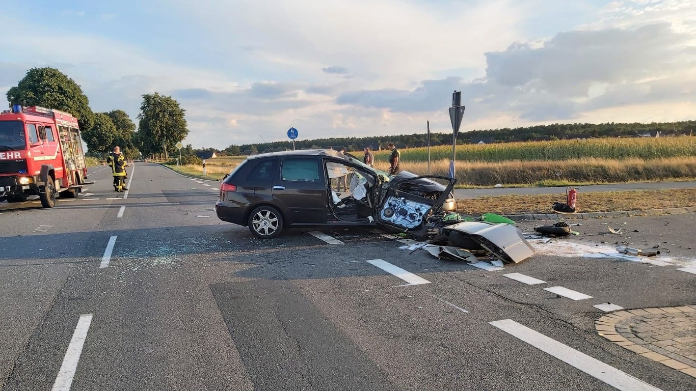 Pkw nach Unfall in Lüneburg: