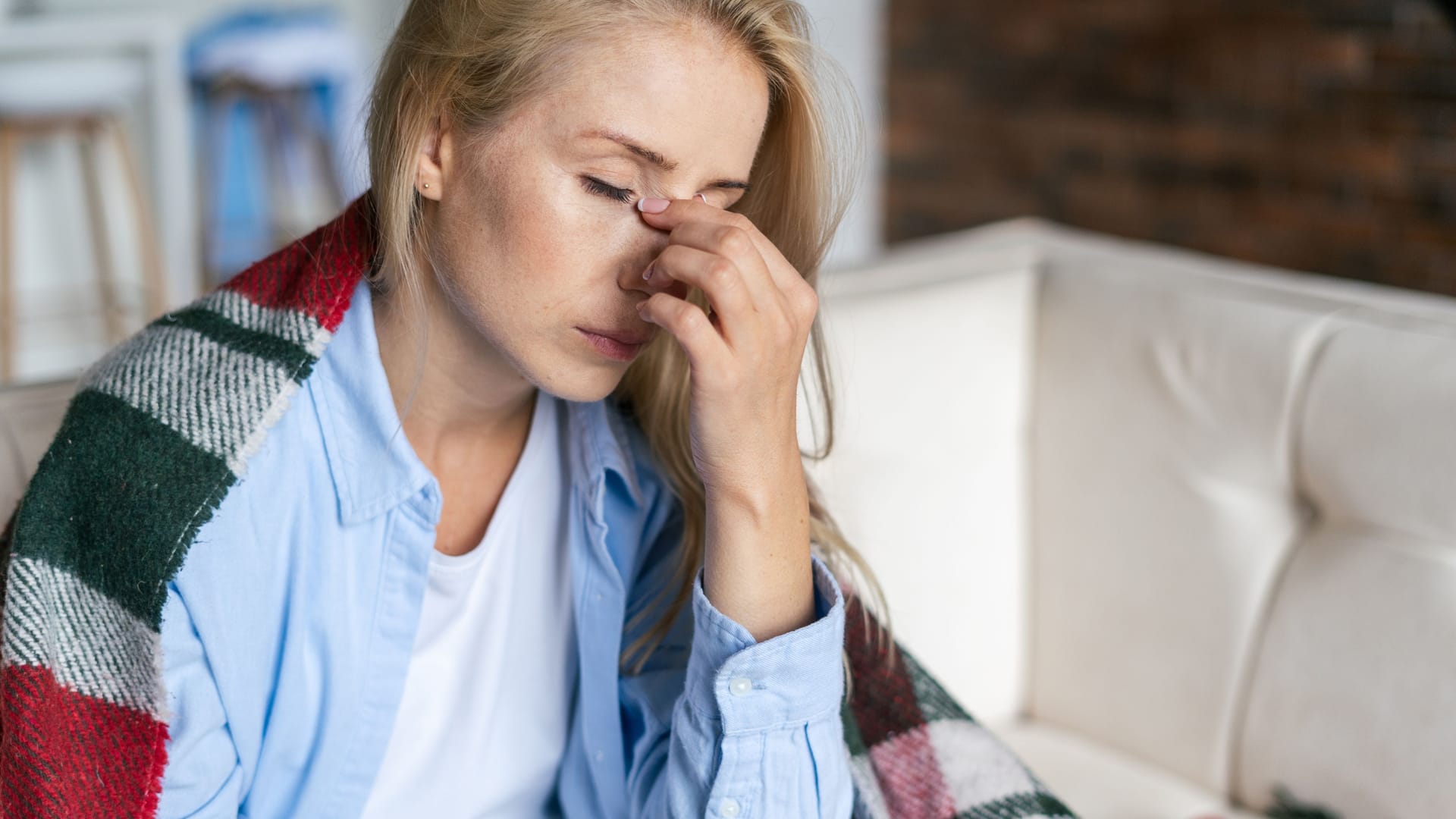 Langzeitfolgen nach einer Covid-Infektion: Bewusstseinstrübungen, psychotische Schübe sowie Epilepsie können auch am Ende der zweijährigen Nachbeobachtungszeit auftreten.