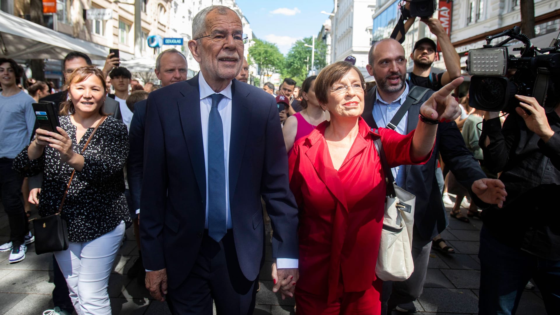 Alexander Van der Bellen: Der amtierende Bundespräsident geht als Favorit in den Wahlkampf.