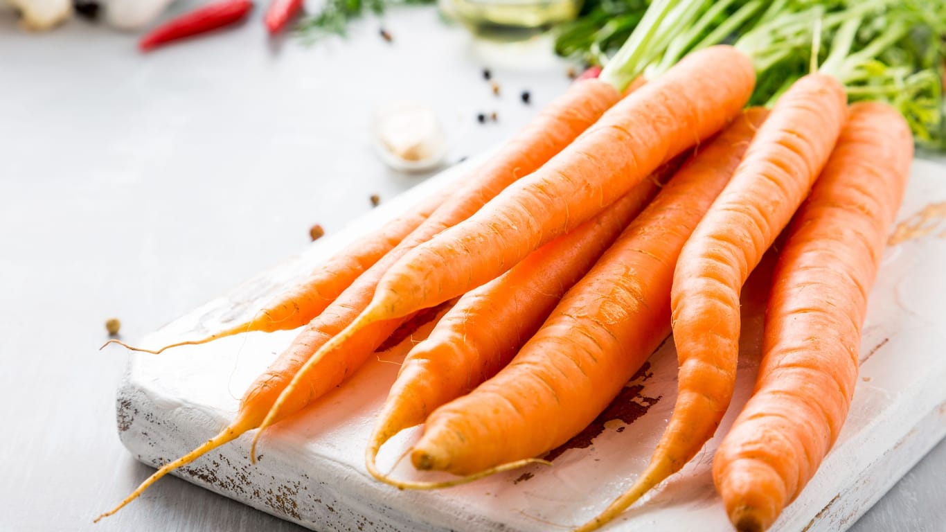 Karotten: Einige Tricks lassen sie länger frisch bleiben.