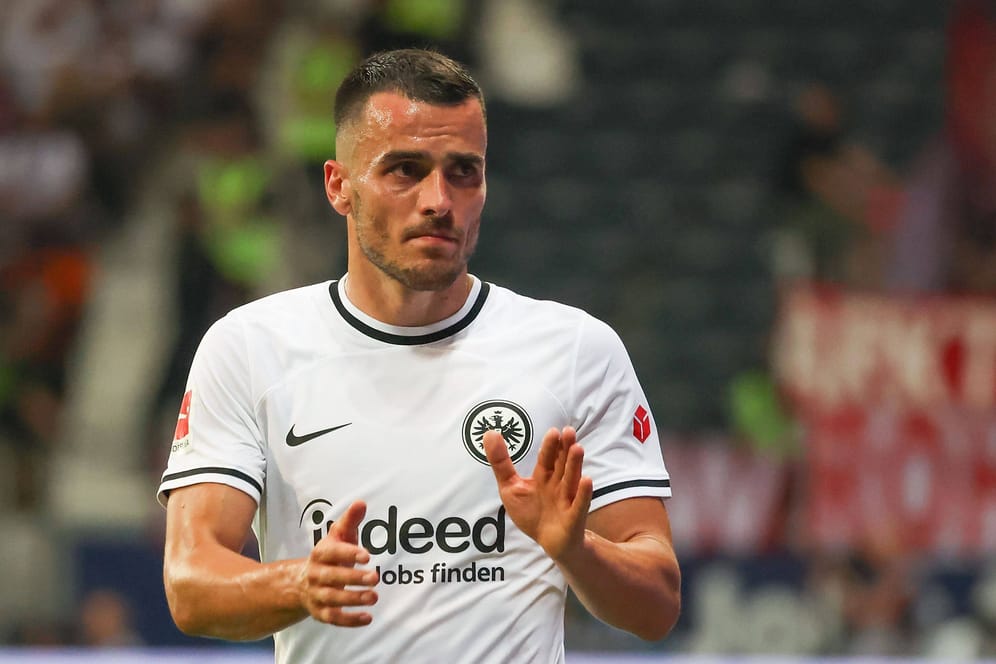 Filip Kostic: Der serbische Flügelspieler wechselt nach Norditalien.