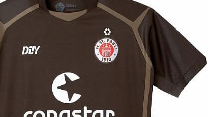 Besondere Spielkleidung: Der FC St. Pauli hat für die Partie gegen Magdeburg ein Sondertrikot aufgelegt. Besondere Spielkleidung: Der FC St. Pauli hat für die Partie gegen Magdeburg ein Sondertrikot aufgelegt.
