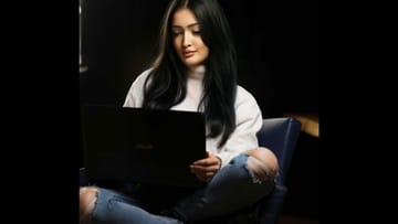 Hackerin Nella: Nachdem sich eine Betroffene bei ihr gemeldet hatte, verschaffte sie sich mit einem weiteren Aktivisten Zugang zu den Accounts des Exorzisten. (Quelle: privat) Hackerin Nella: Nachdem sich eine Betroffene bei ihr gemeldet hatte, verschaffte sie sich Zugang zu den Accounts des Exorzisten.