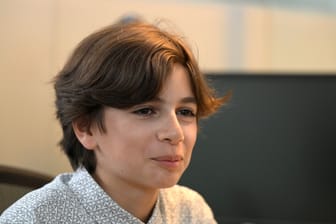 Der höchstbegabte Ruben Charara: Der Junge hat mit 12 Jahren schon sein Abitur gemacht und programmiert Computer.
