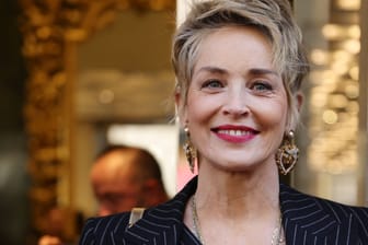 Sharon Stone: Die Schauspielerin sorgt mit ihrem neuesten Instagram-Post für Begeisterung.