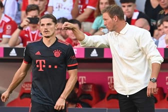 Marcel Sabitzer (l.) und Julian Nagelsmann: Das Duo knüpft aktuell beim FC Bayern an die erfolgreichen gemeinsamen Zeiten bei RB Leipzig an.