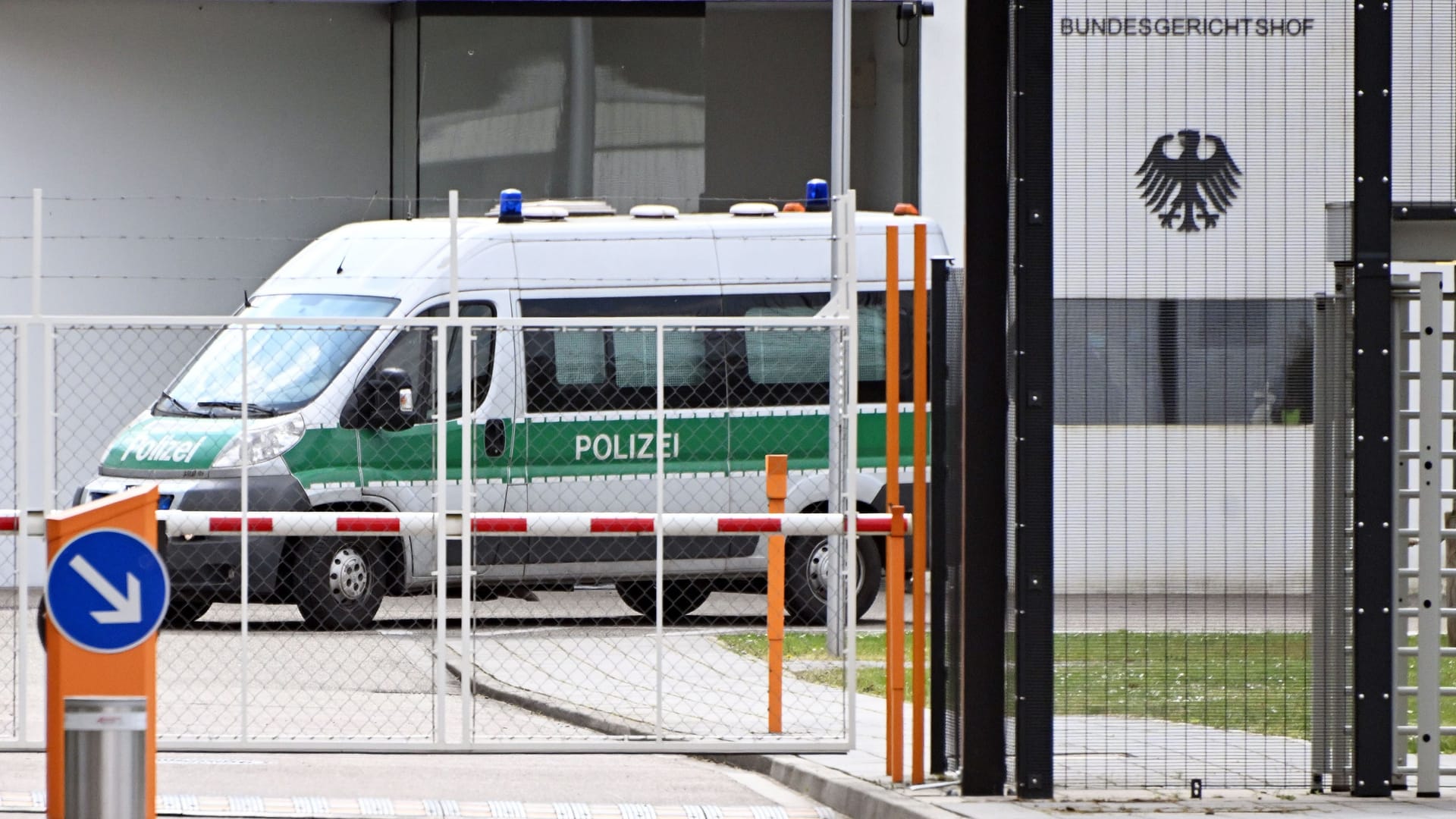 Außenstelle des Bundesgerichtshof (BGH): Hier fand die Haftprüfung des Rechtsextremisten Peter S. statt.