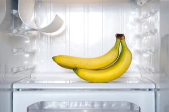 Banane im Kühlschrank: Bei hohen Temperaturen werden Obst und Gemüse schneller reif. Hilft ein Kälteschock im Kühlschrank dagegen?