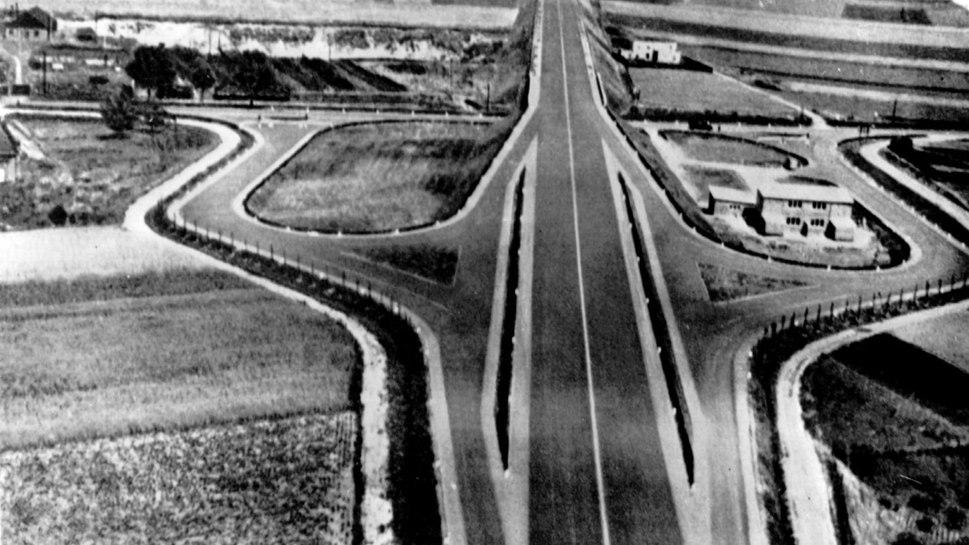 Erste Autobahn wird 90