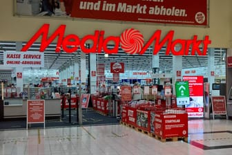 Eine Media-Markt-Filiale: Der Elektrohändler muss große Verkaufsflächen heizen.