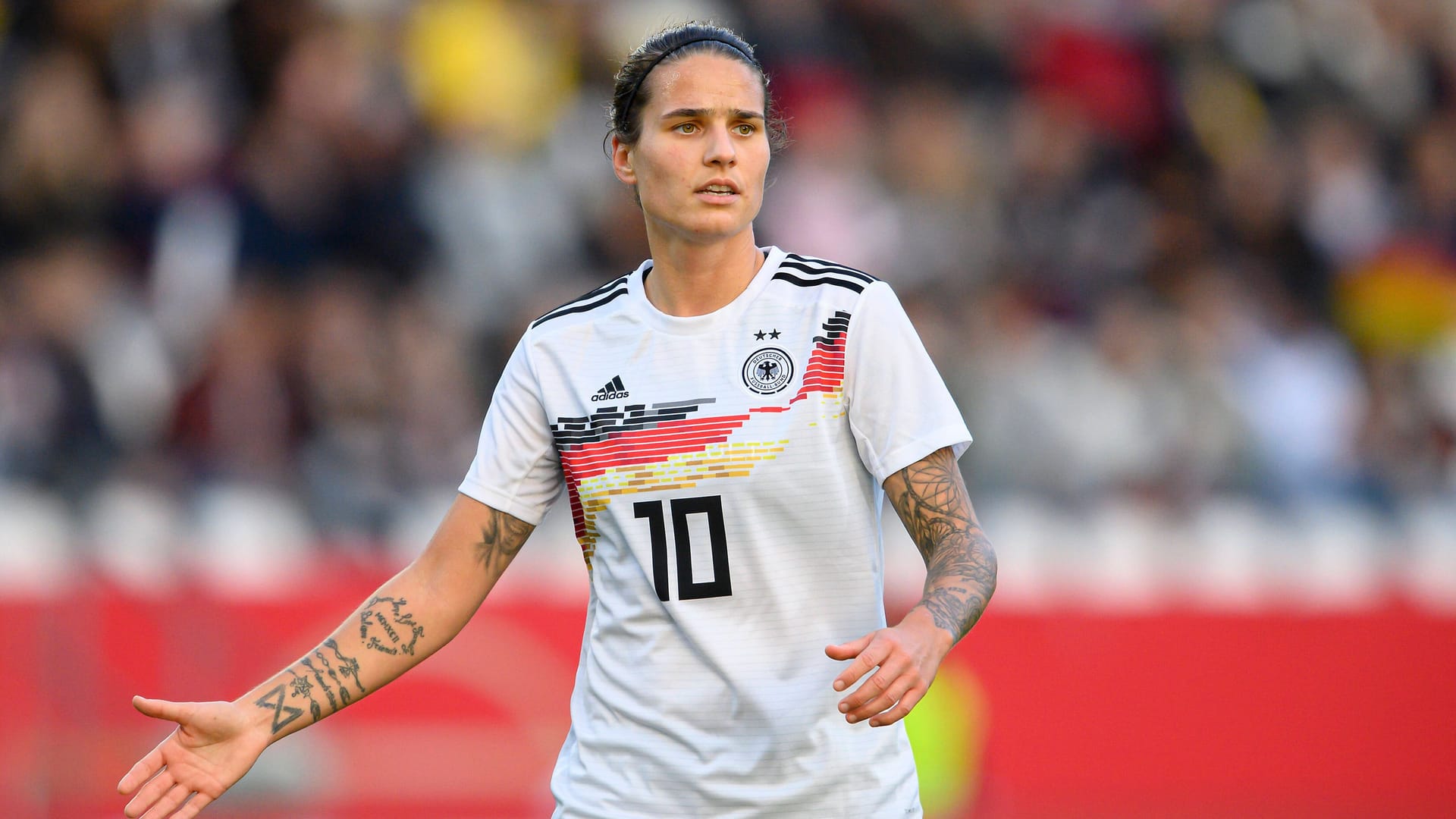 Dzsenifer Marozsan will bei der WM mit dabei sein.