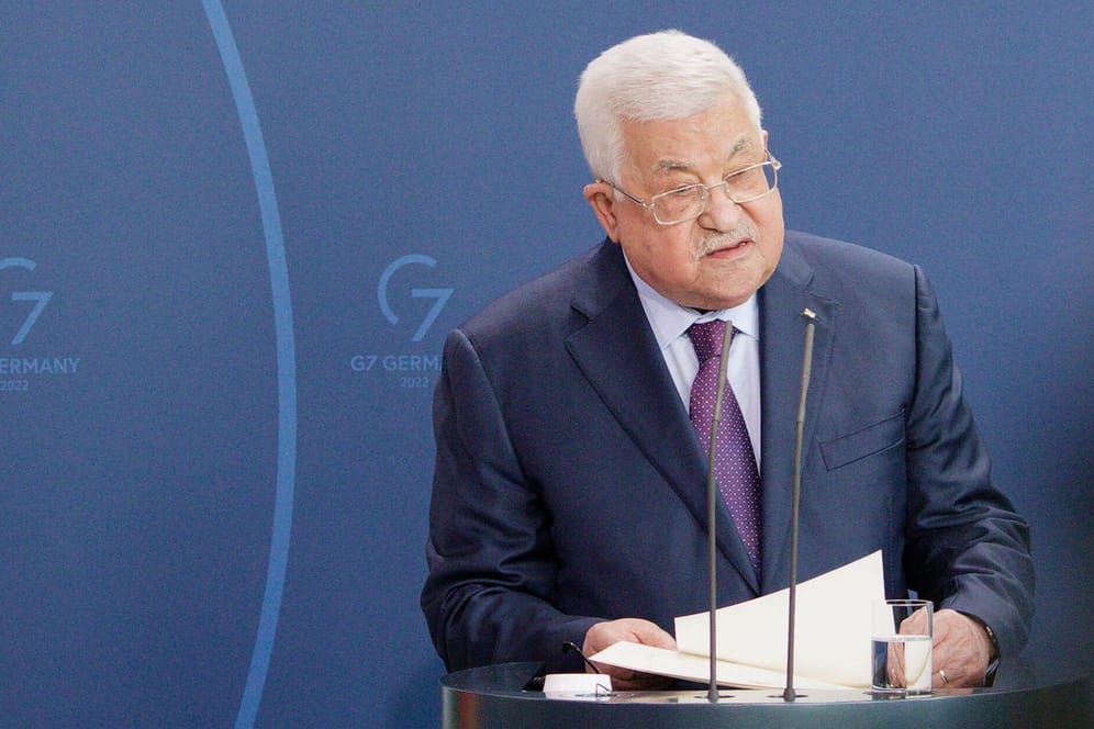 Palästinenserpräsident Abbas im Kanzleramt: Seine Aussagen sorgten für einen Aufschrei.