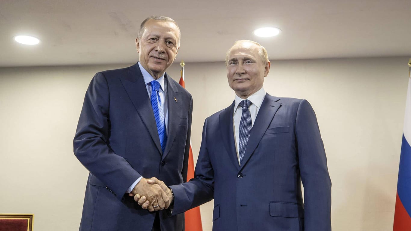 Erdogan (l.) und Putin: Bei einem Treffen im Iran im Juli 2022 sollte es um den Krieg in Syrien gehen.