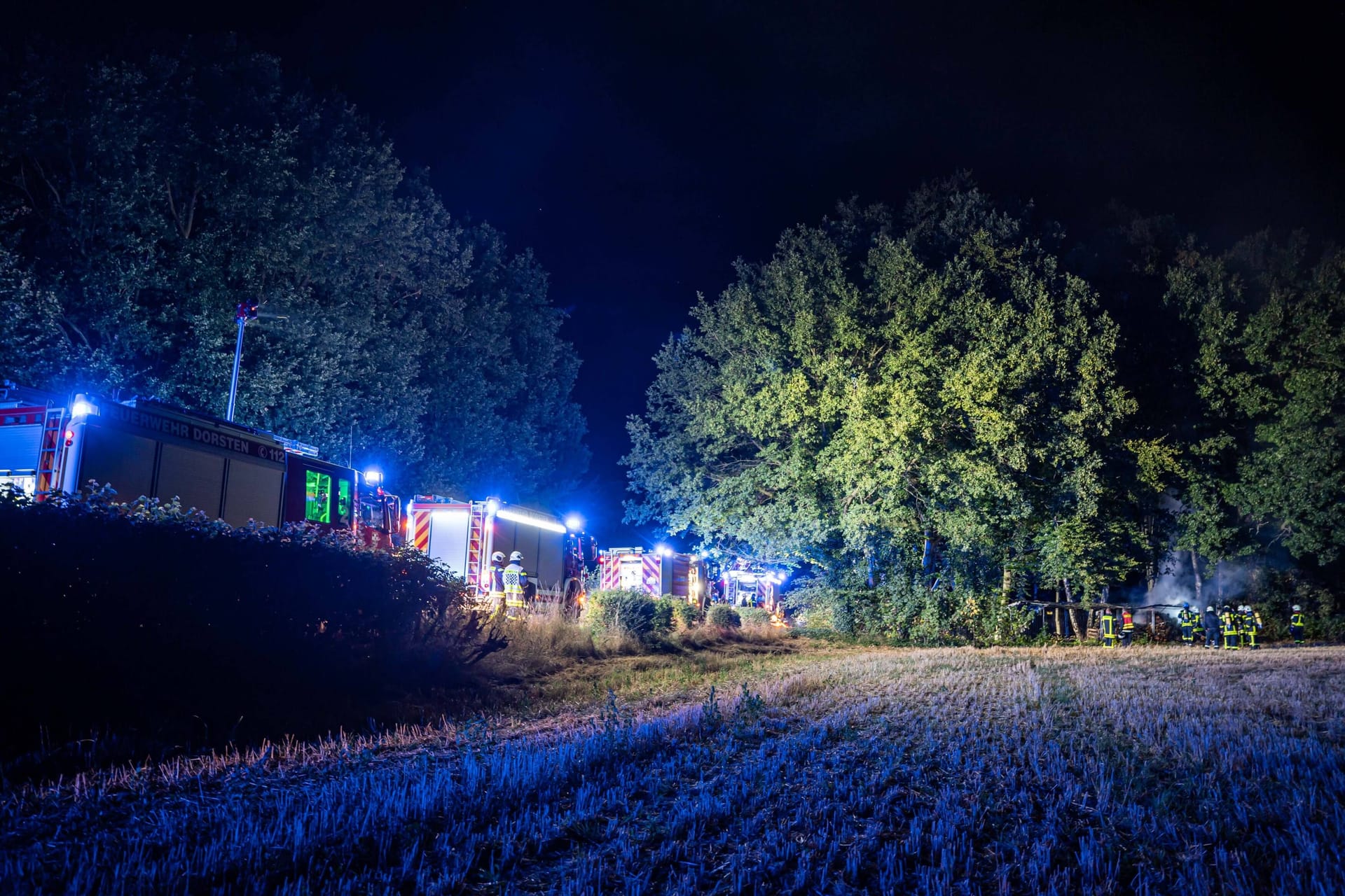 In Dorsten hält seit Tagen eine Brandstifterin die Feuerwehr und vor allem die Polizei auf Trapp.