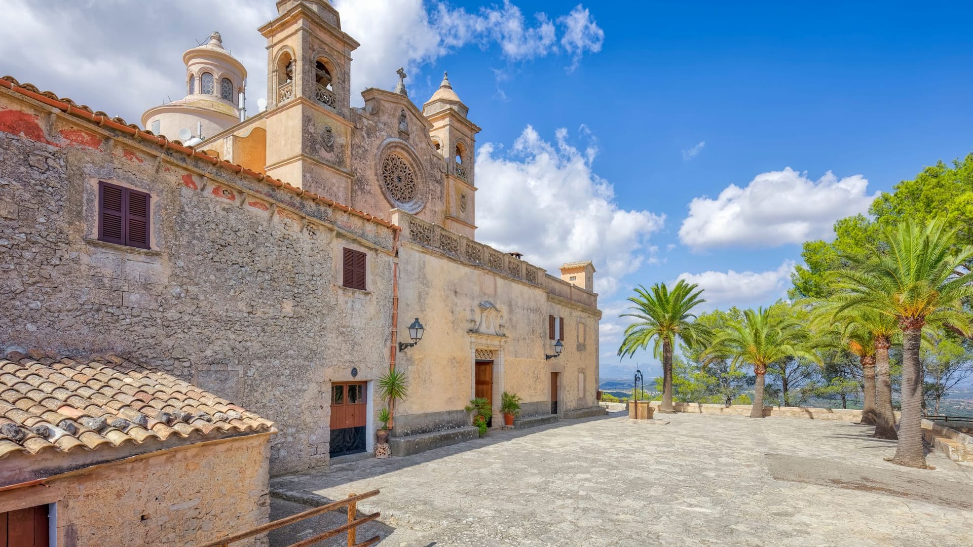 Ermita de Bonany bei Petra: Der kleine Ort ist die beliebteste mallorquinische Kleinstadt der Spanier.