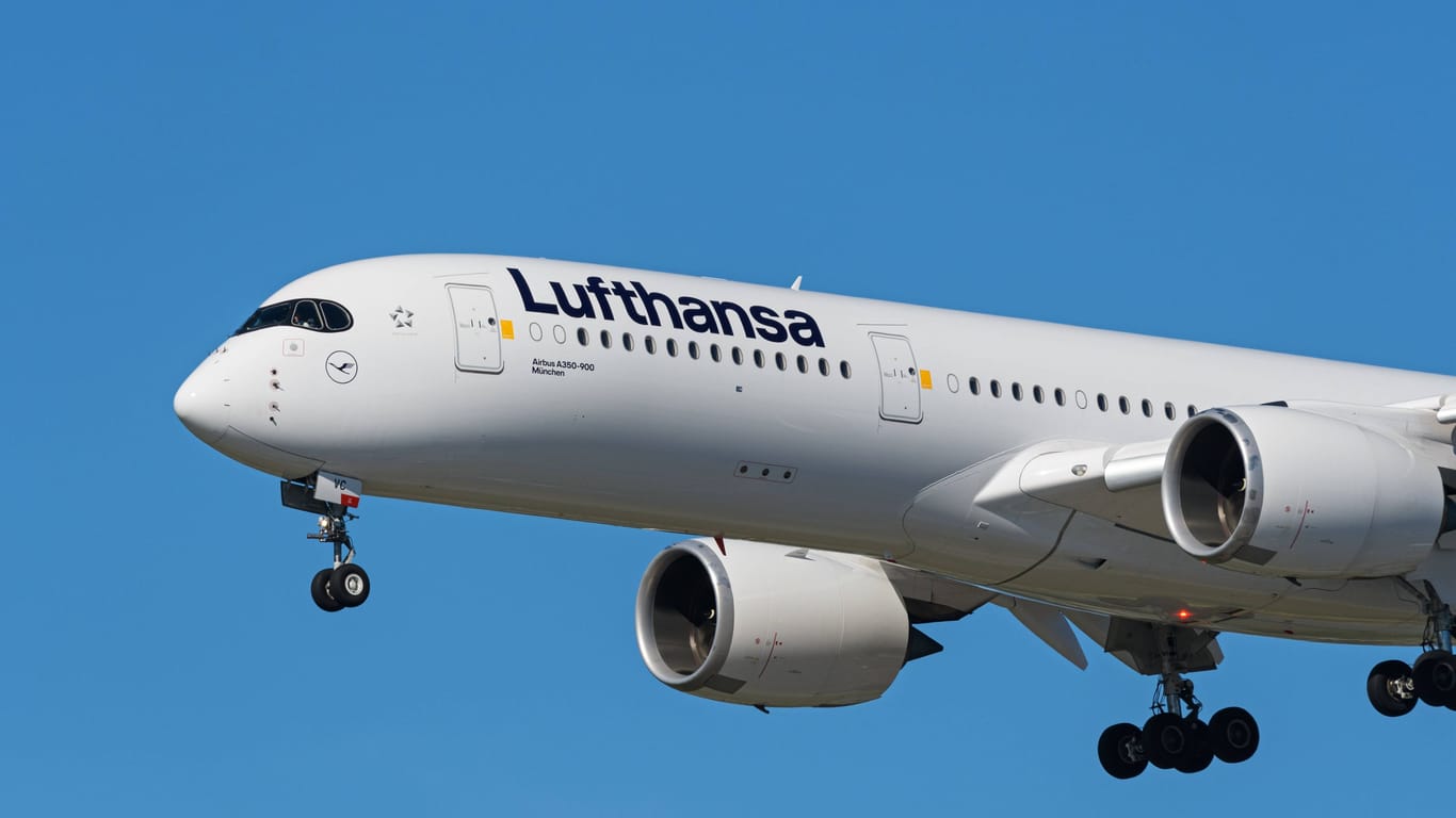 Die Maschinen der Lufthansa werden am Freitag wohl am Boden bleiben: Die Piloten haben einen Streik angekündigt.