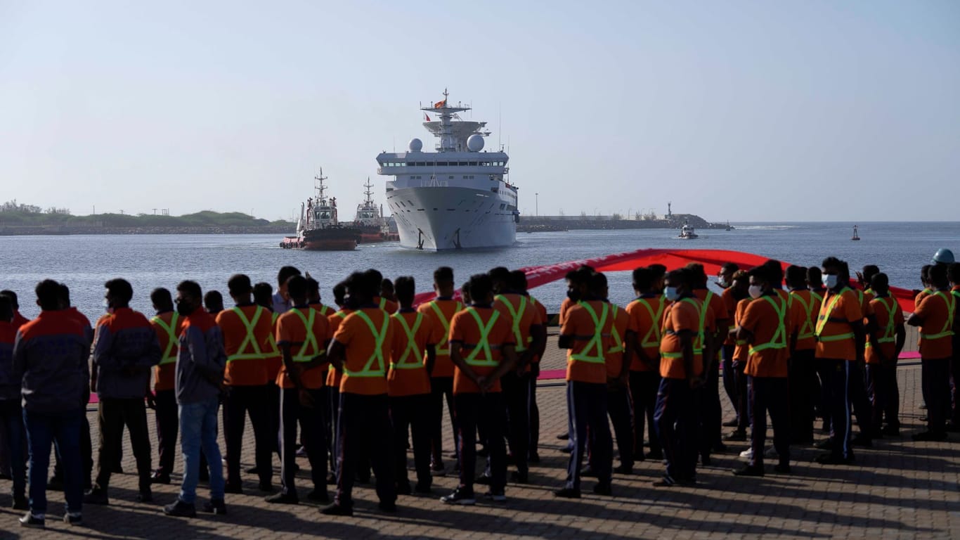 "Yuan Wang 5" erreicht den Hafen Hambantota in Sri Lanka: Das Schiff wird als Spionageschiff beschrieben.