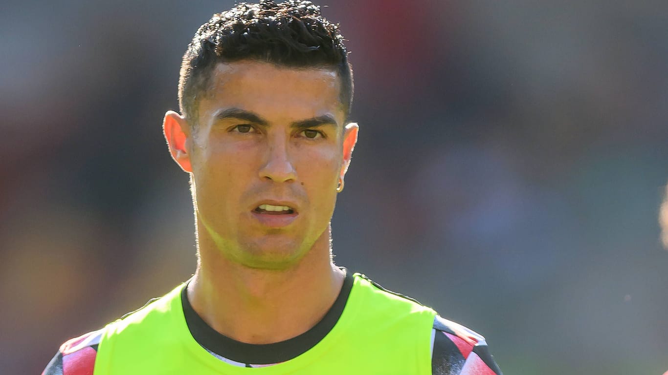 Cristiano Ronaldo: Er muss zu Beginn gegen Liverpool von der Bank aus zusehen.