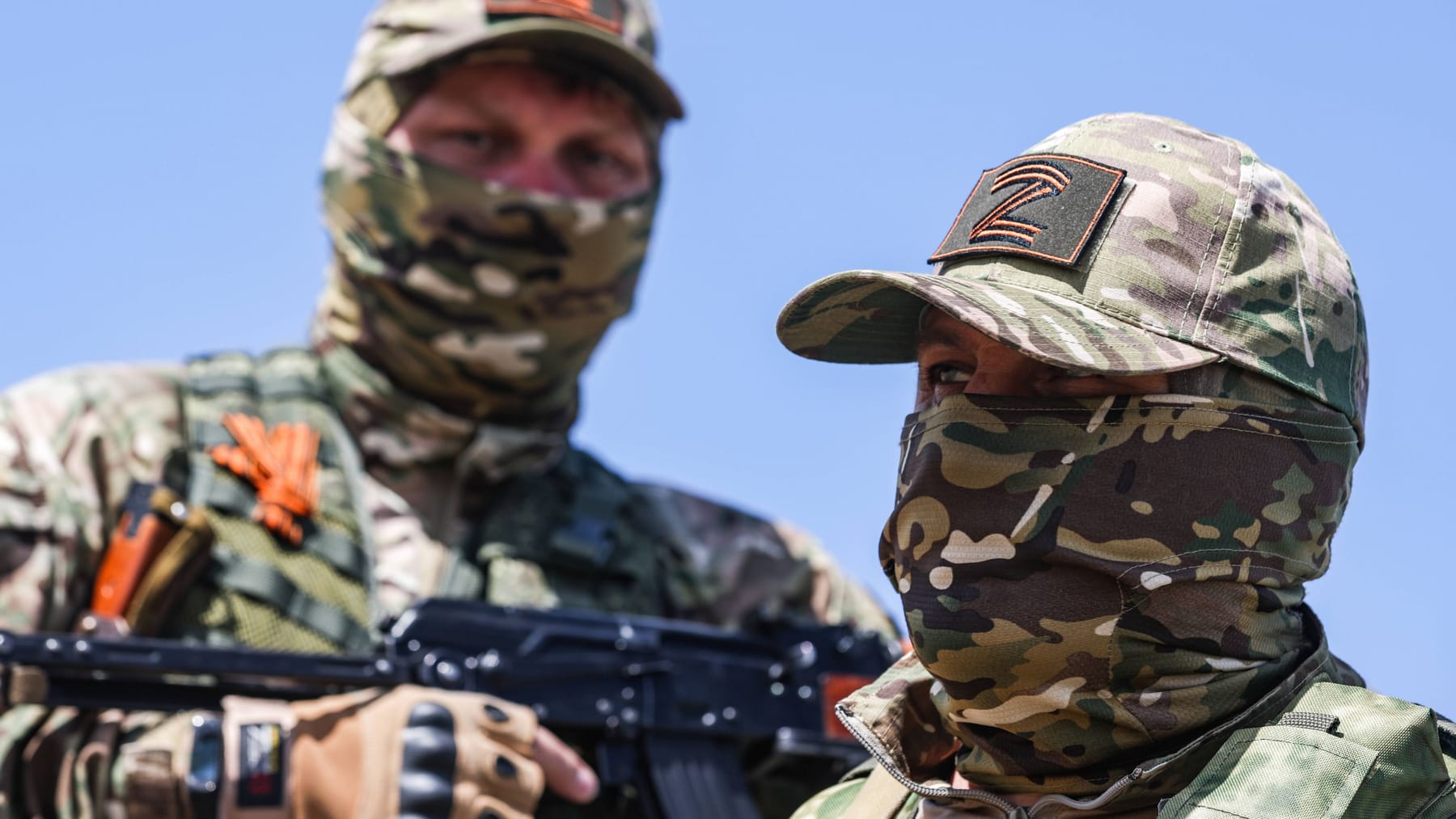 Es heißt, betrunkene russische Soldaten hätten FSB-Offiziere erschossen