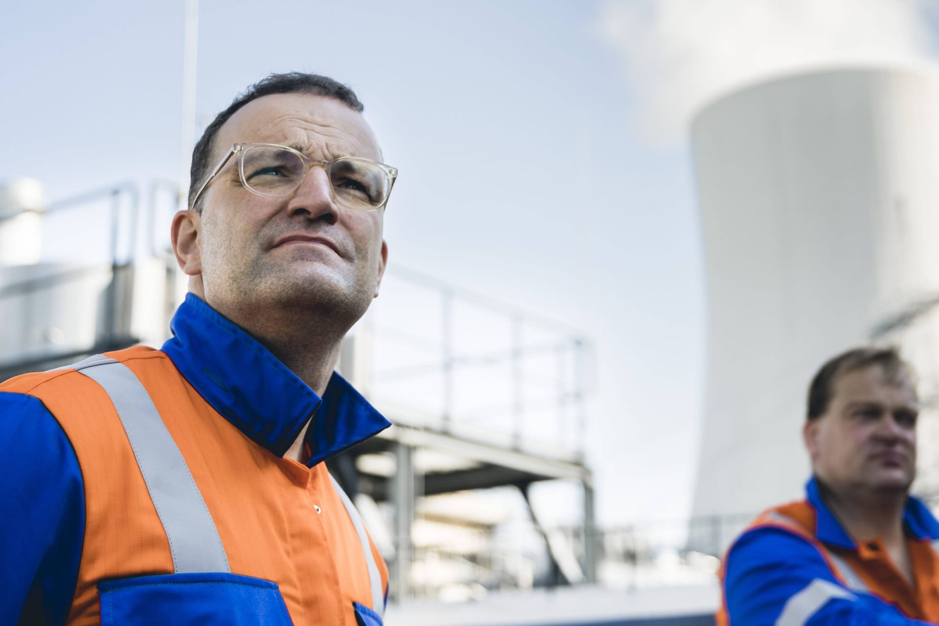 Jens Spahn beim Besuch des Gaskraftwerks Emsland (Archivbild): Die Gasumlage sei "Umverteilung von unten nach oben".