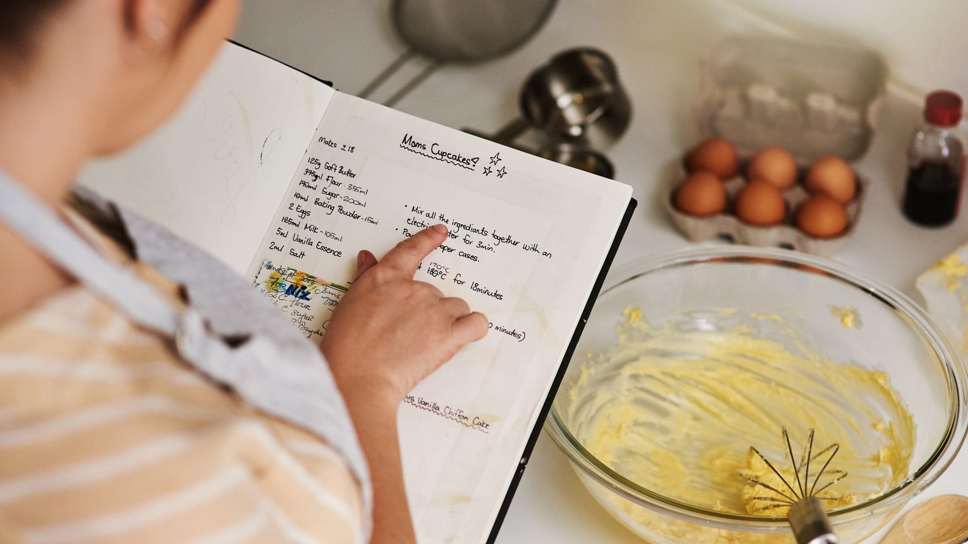 Rezeptbuch: Durch kleine Änderungen bei der Rezeptur werden Ihre Lieblingsspeisen günstiger.