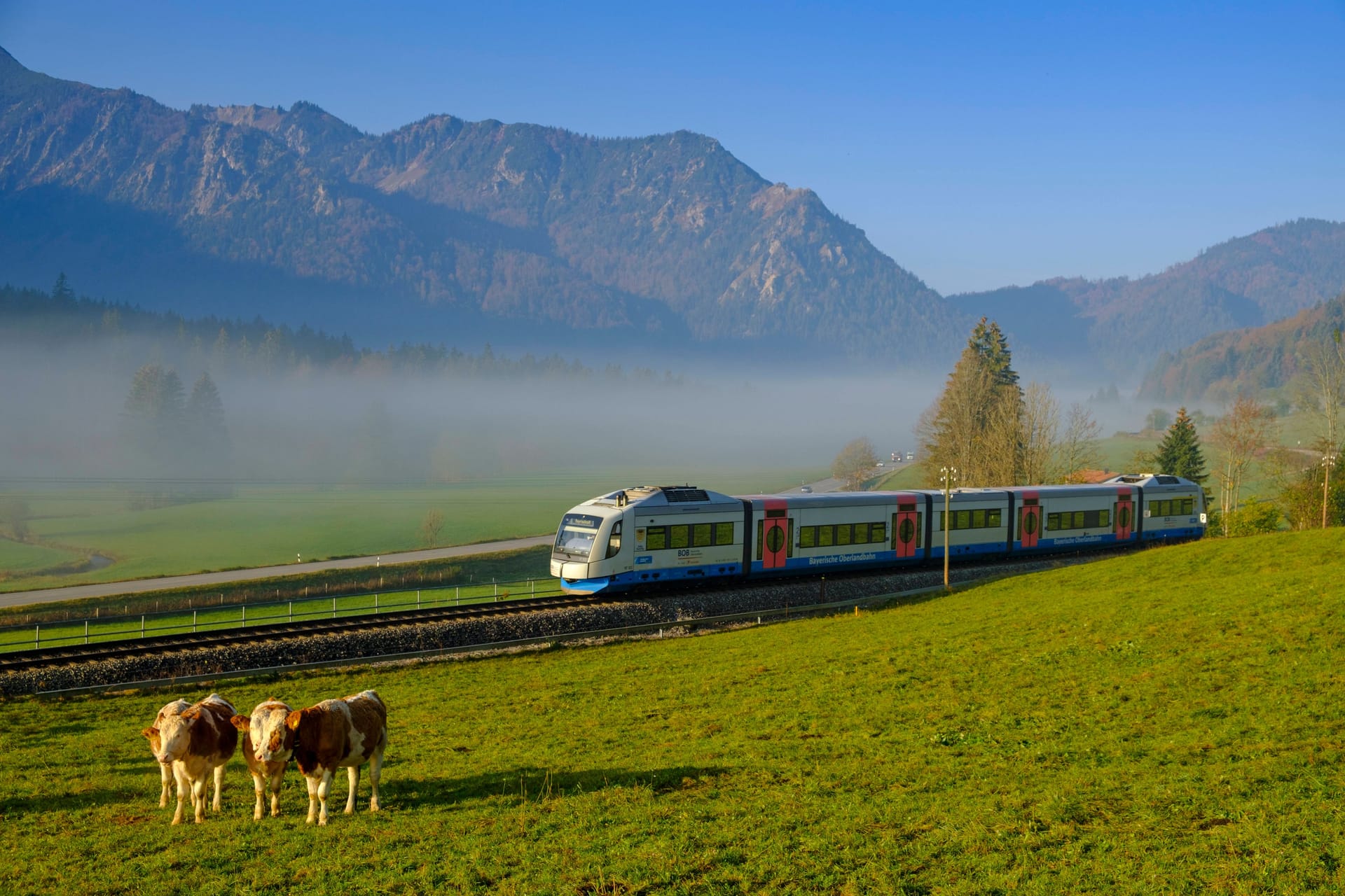 Regionalzug in Bayern: Viele nutzen das 9-Euro-Ticket offenbar für Ausflüge aufs Land.