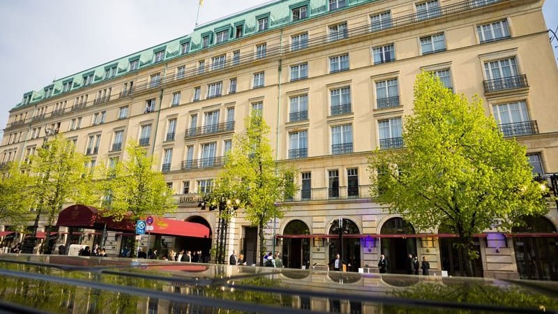 Das Hotel Adlon (Archivbild): Die neue Chefin arbeitet seit 23 Jahren für das Unternehmen.