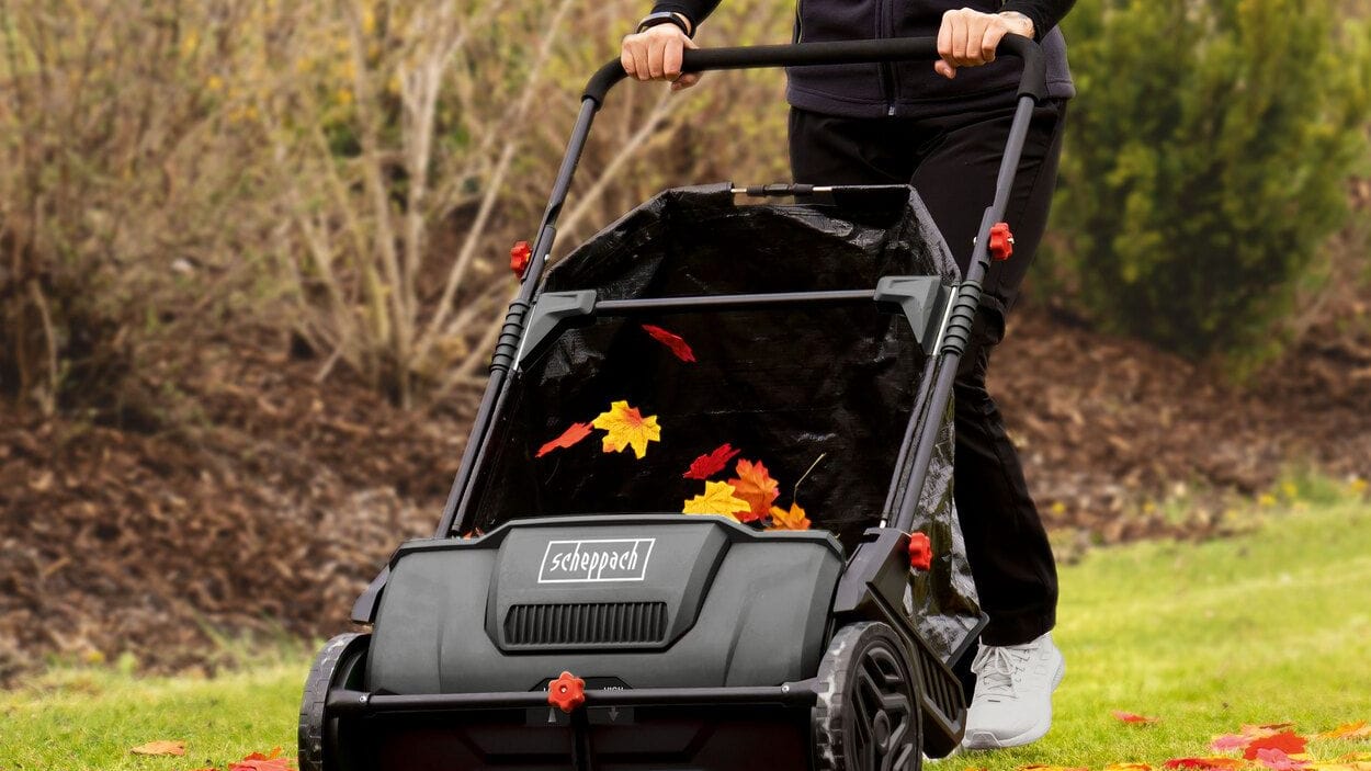 Zum Tiefpreis im Aldi-Angebot: Erleichtern Sie sich mit dem Laubsammler von Scheppach die Gartenarbeit.